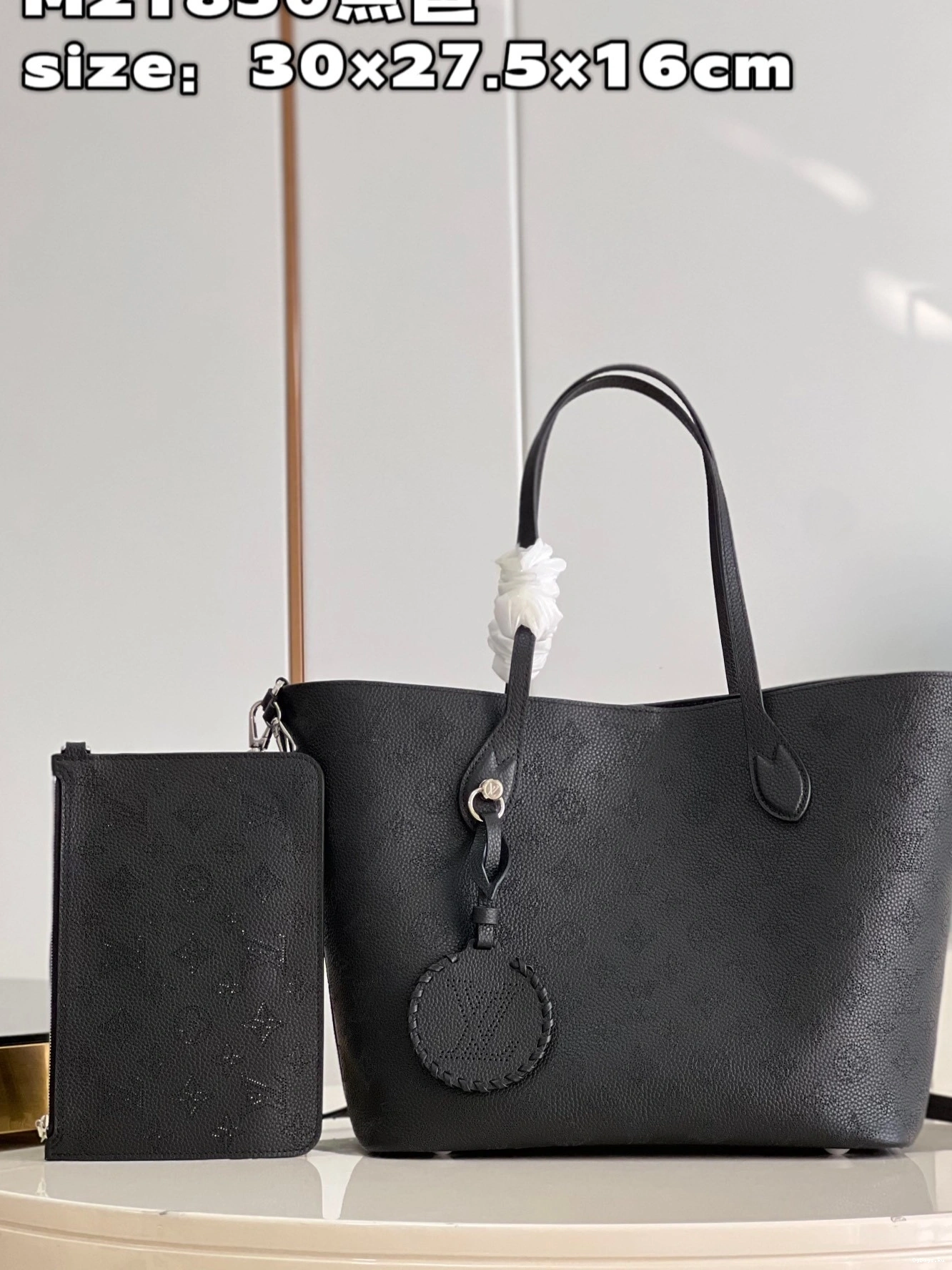 LOUIS VUITTON MM BLOSSOM 0115